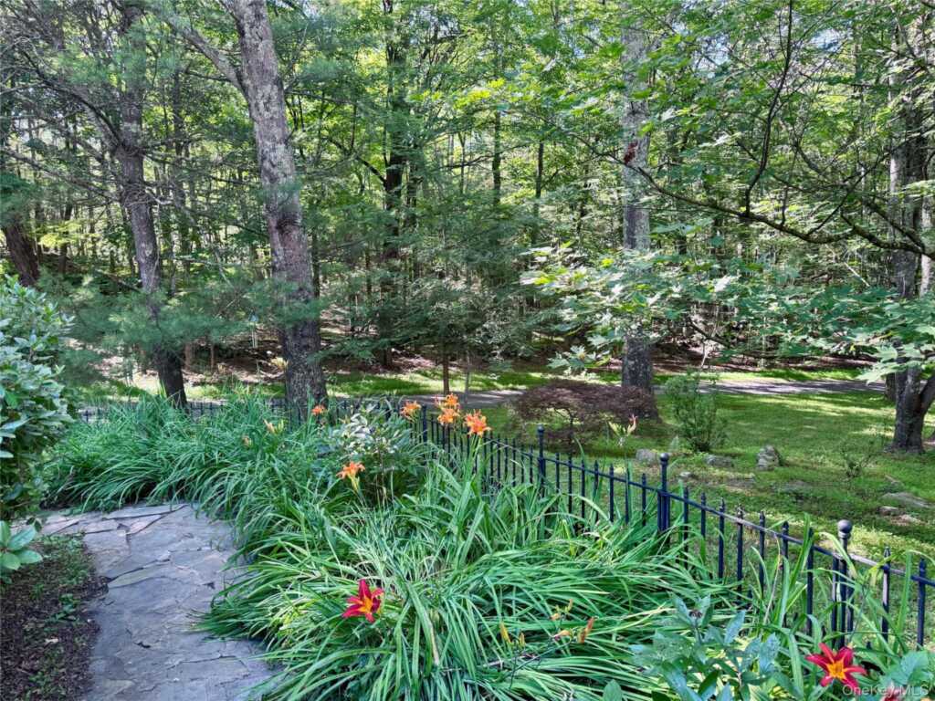 1521 Glasco Turnpike, Woodstock, NY 12498 - Photo 19 of 26