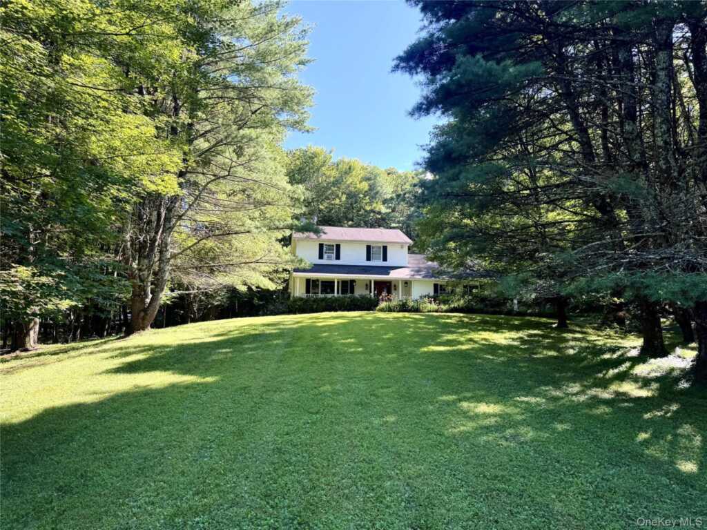 1521 Glasco Turnpike, Woodstock, NY 12498 - Photo 2 of 26