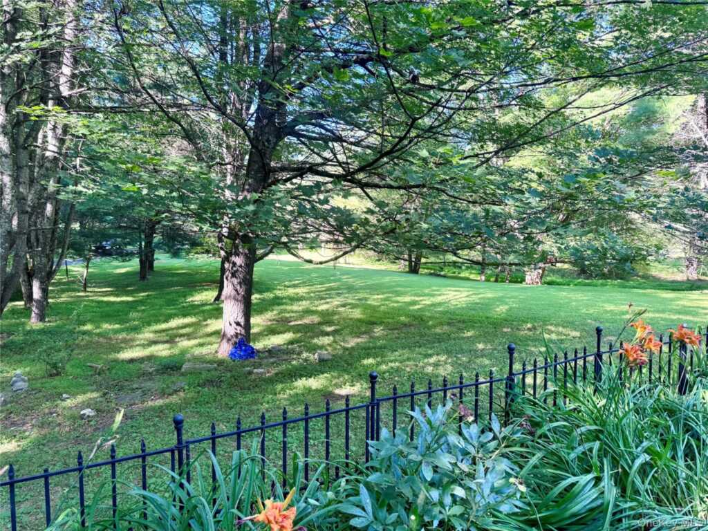 1521 Glasco Turnpike, Woodstock, NY 12498 - Photo 21 of 26