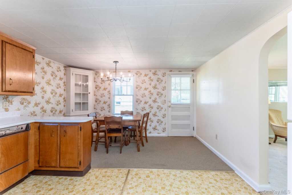 57 Dunneman Avenue, Kingston, NY 12401 - Photo 12 of 43