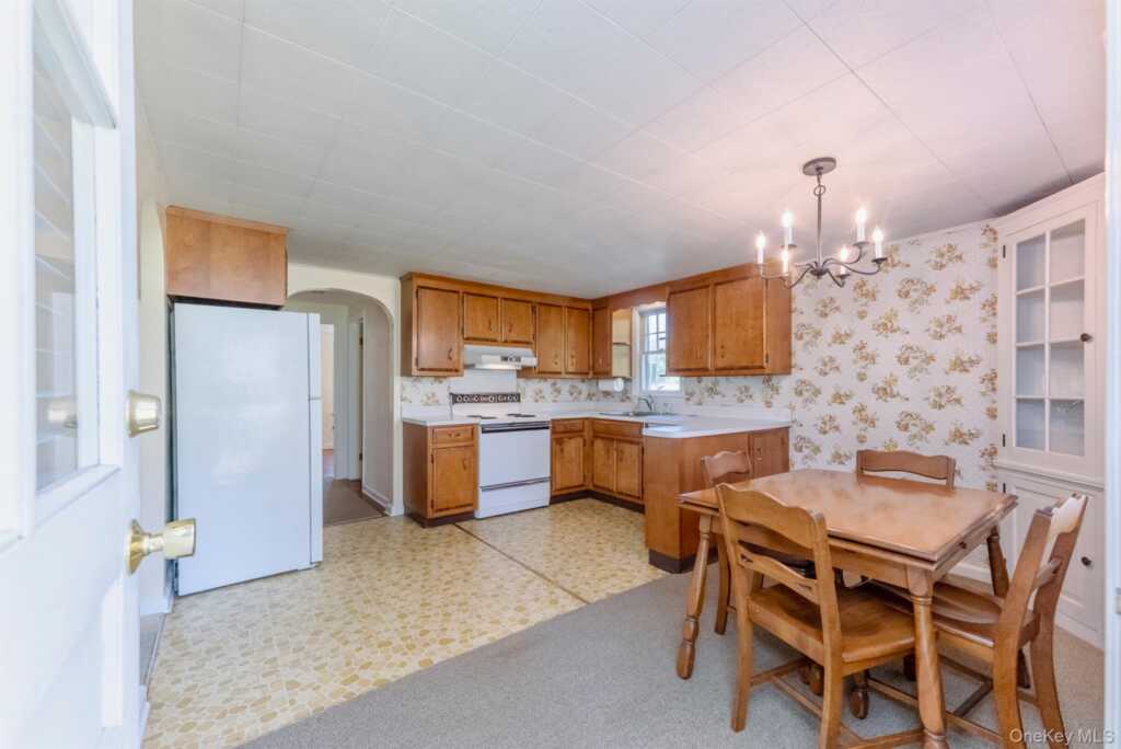 57 Dunneman Avenue, Kingston, NY 12401 - Photo 13 of 43