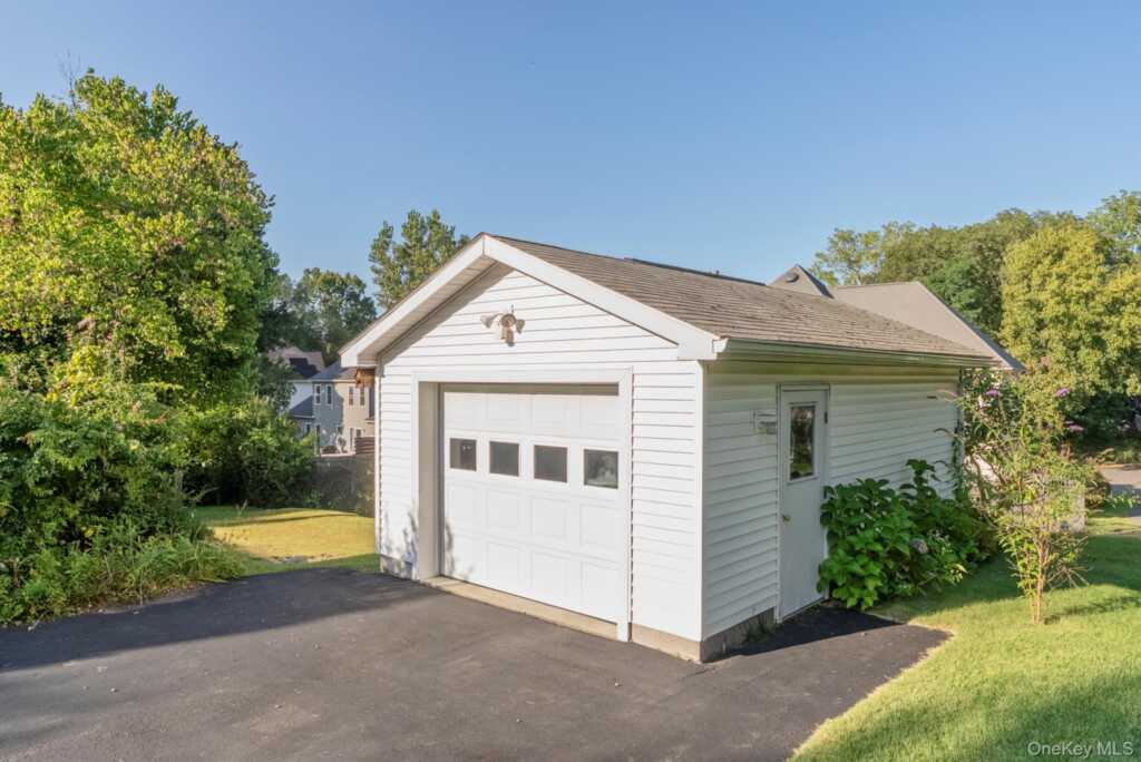 57 Dunneman Avenue, Kingston, NY 12401 - Photo 35 of 43
