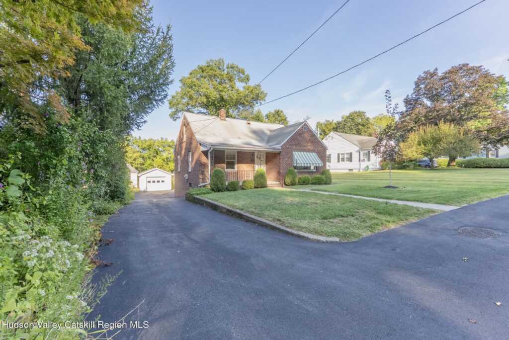 57 Dunneman Avenue, Kingston, NY 12401 - Photo 2 of 43