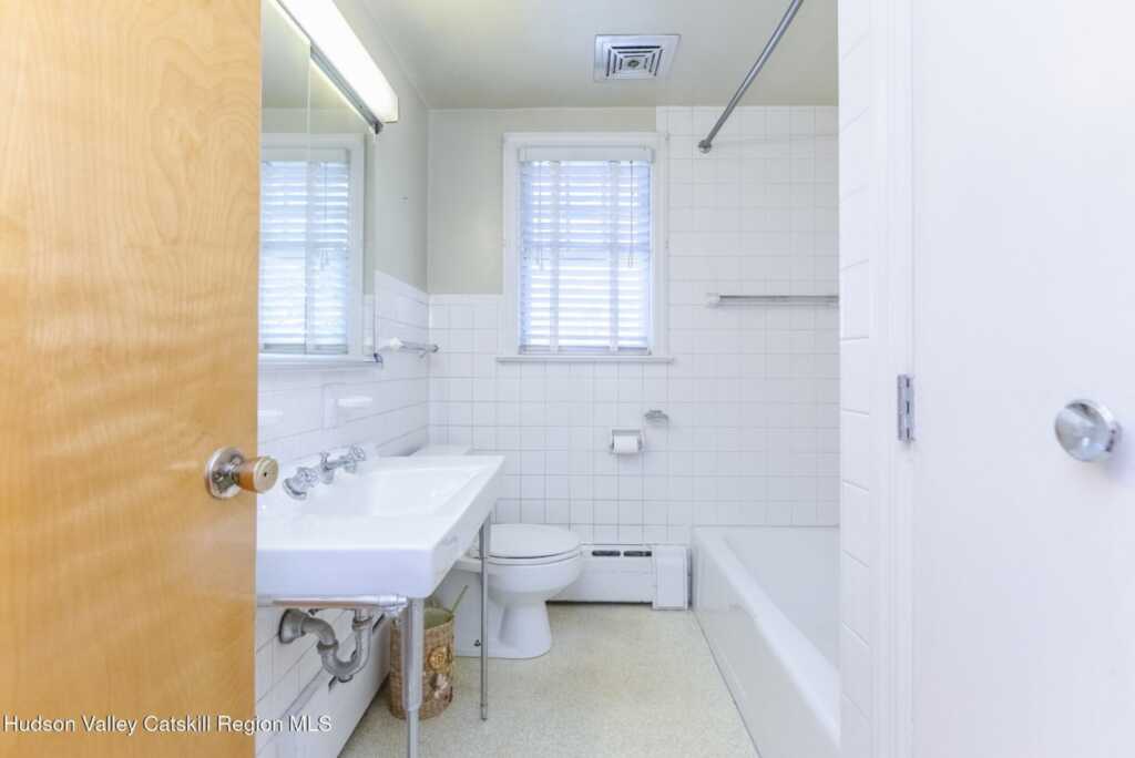 57 Dunneman Avenue, Kingston, NY 12401 - Photo 20 of 43