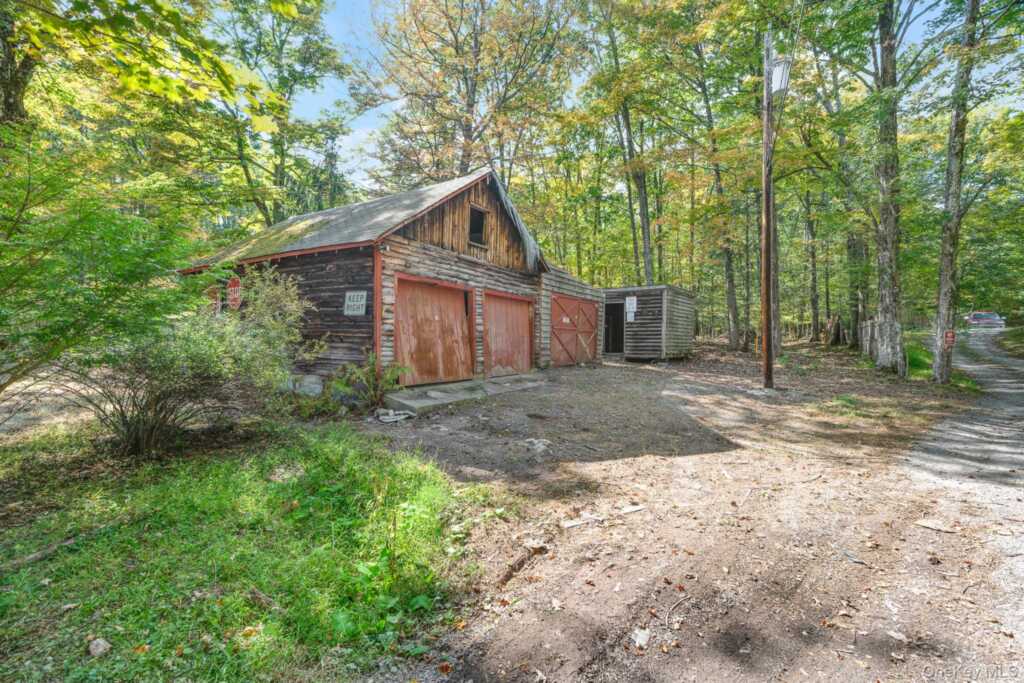 31 Bunny Run Road, Saugerties, NY 12477 - Photo 9 of 23