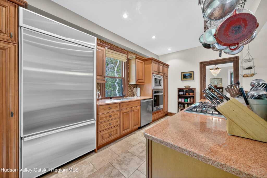 313 Cottekill Road, Stone Ridge, NY 12484 - Photo 10 of 41