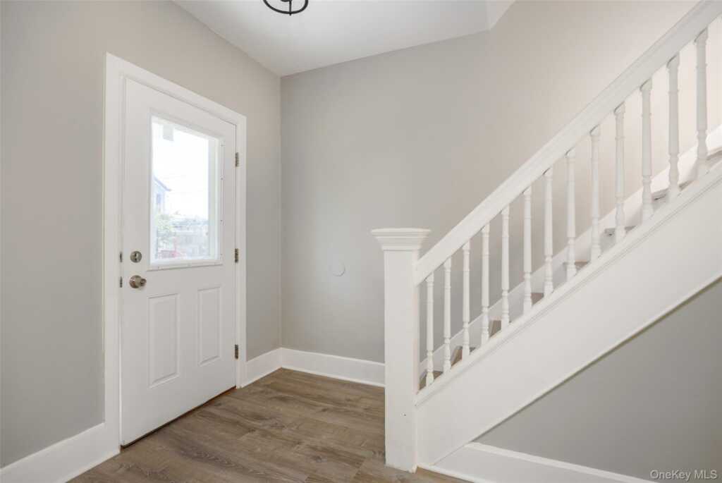 149 Pine Street, Kingston, NY 12401 - Photo 11 of 23