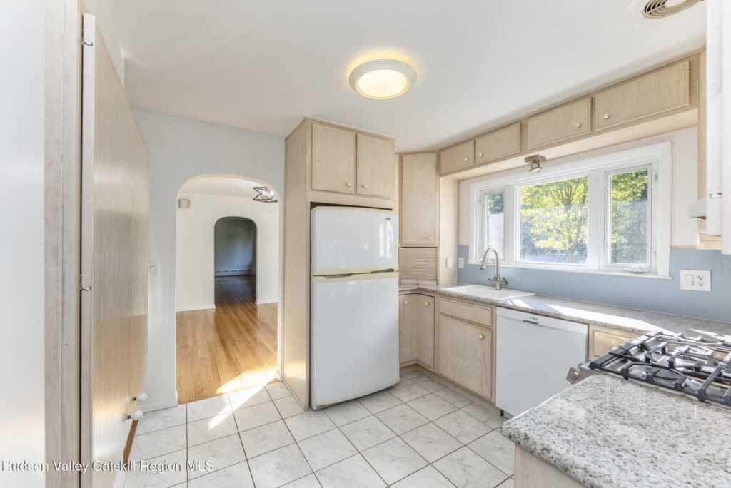118 Sunset Terrace, Hurley, NY 12443 - Photo 12 of 42
