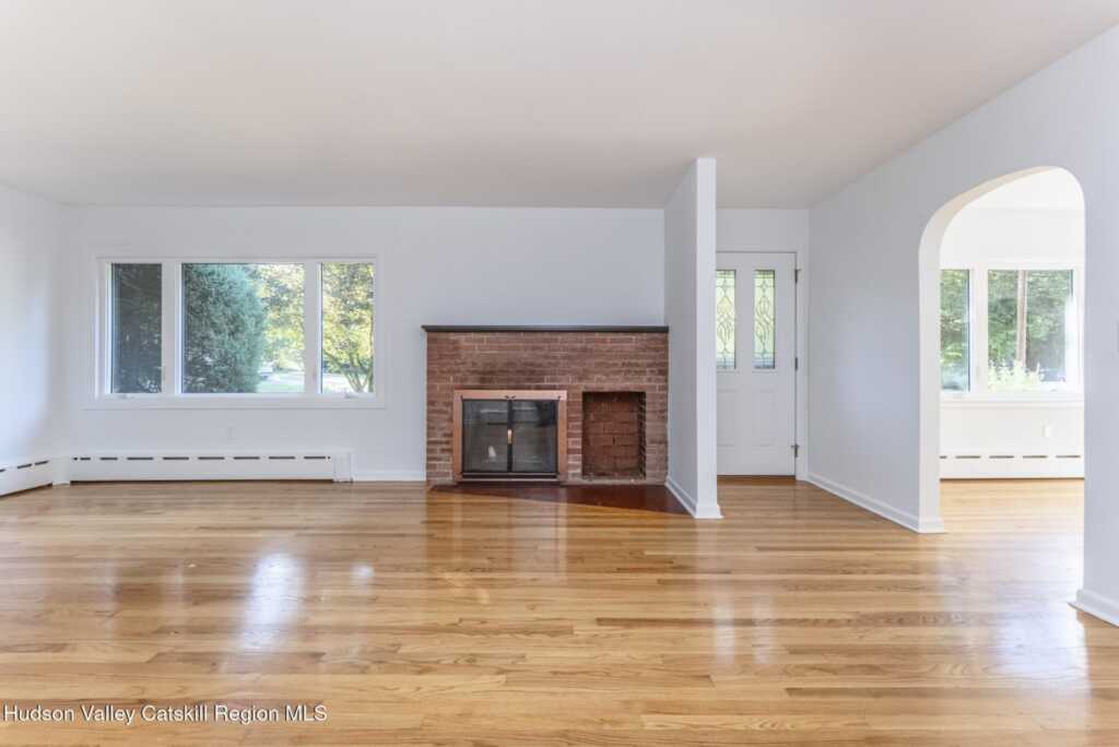 118 Sunset Terrace, Hurley, NY 12443 - Photo 4 of 42