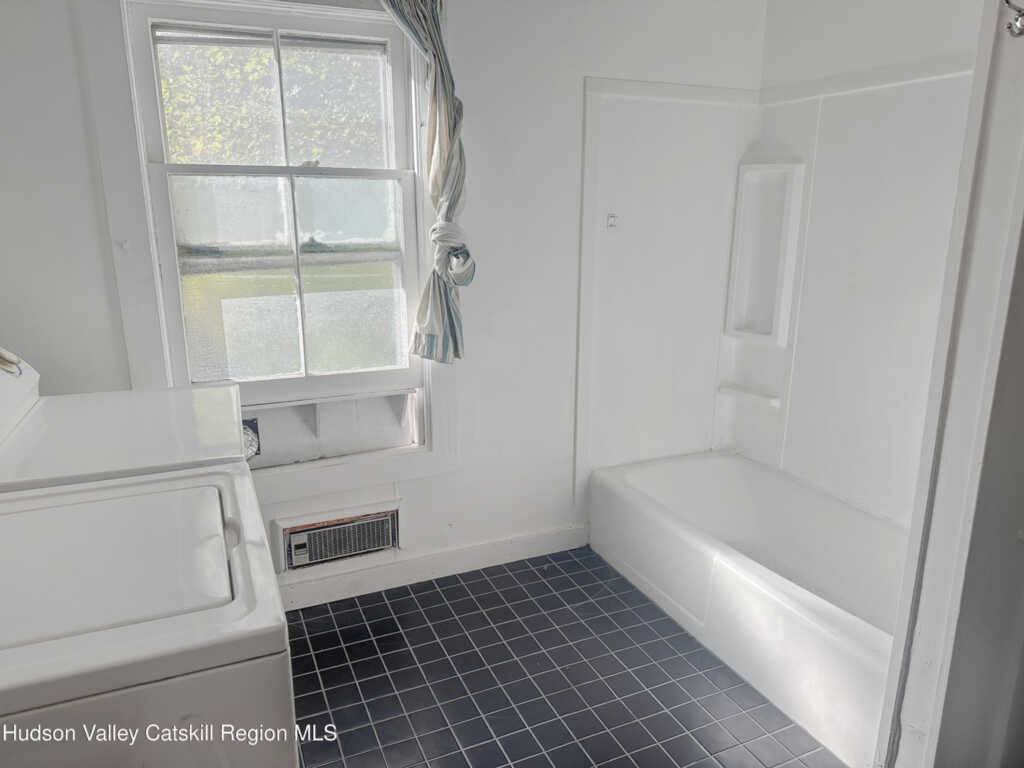 72 Meads Mountain Road, Unit #/Unit 5, Woodstock, NY 12498 - Photo 15 of 20
