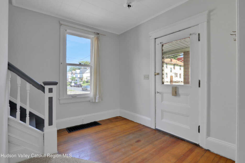 59 Oreilly Street, Kingston, NY 12401 - Photo 3 of 22