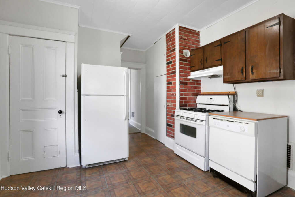 59 Oreilly Street, Kingston, NY 12401 - Photo 8 of 22