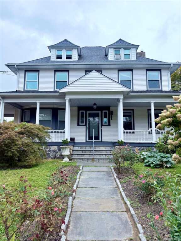 127 Woodland Avenue, Unit #2, New Rochelle, NY 10805