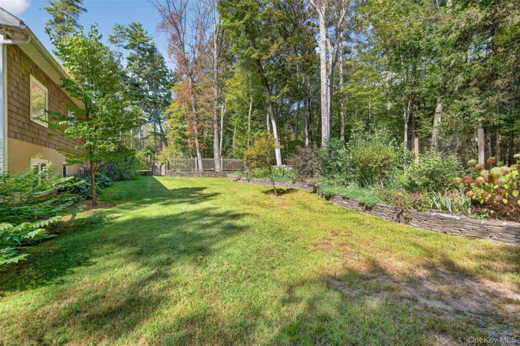 220 John Joy Road, Woodstock, NY 12498 - Photo 6 of 44