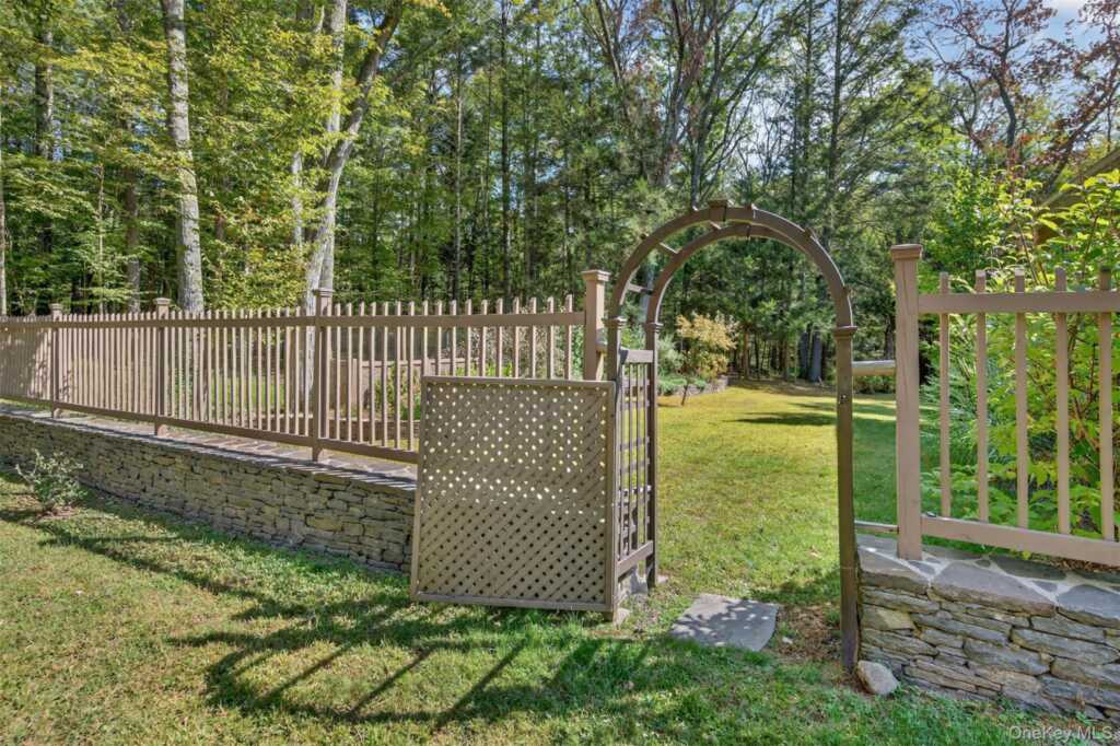 220 John Joy Road, Woodstock, NY 12498 - Photo 7 of 44