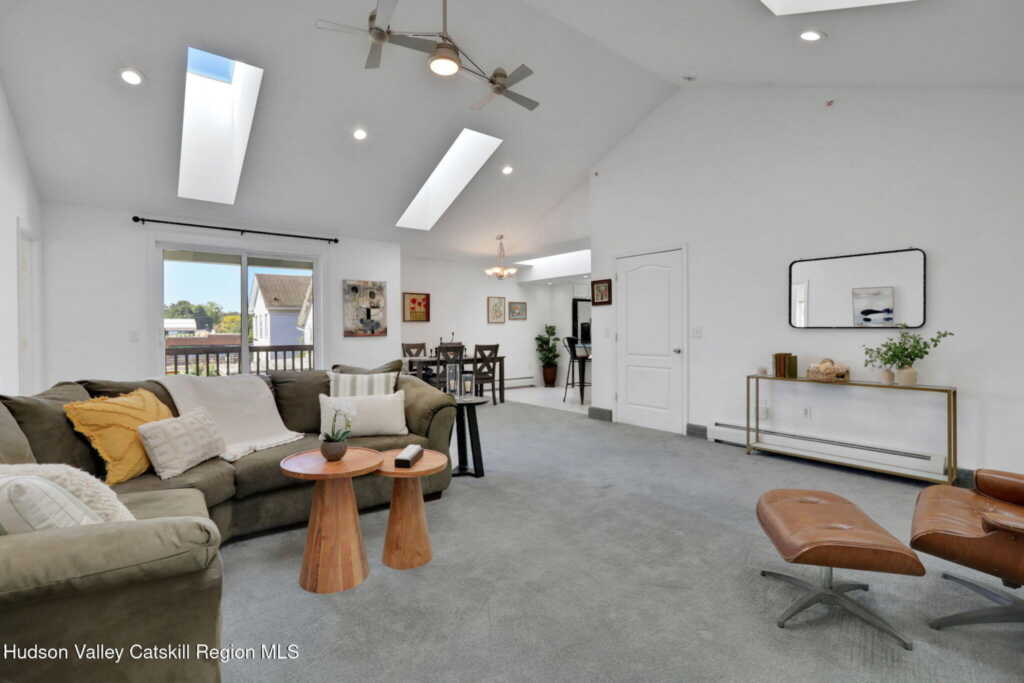 102 Greenkill Avenue, Kingston, NY 12401 - Photo 3 of 30