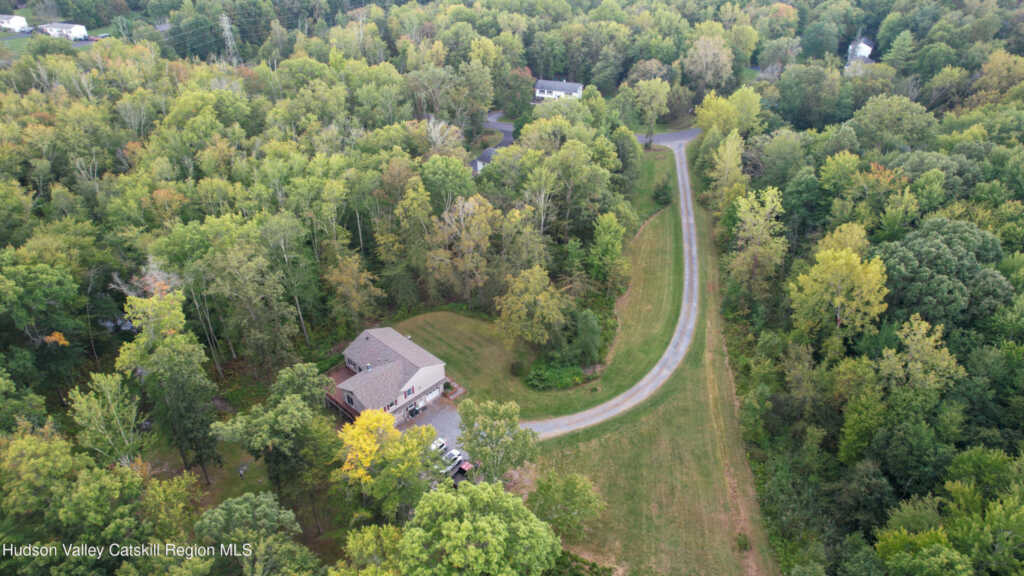 34 Laura Drive, New Paltz, NY 12561 - Photo 16 of 50