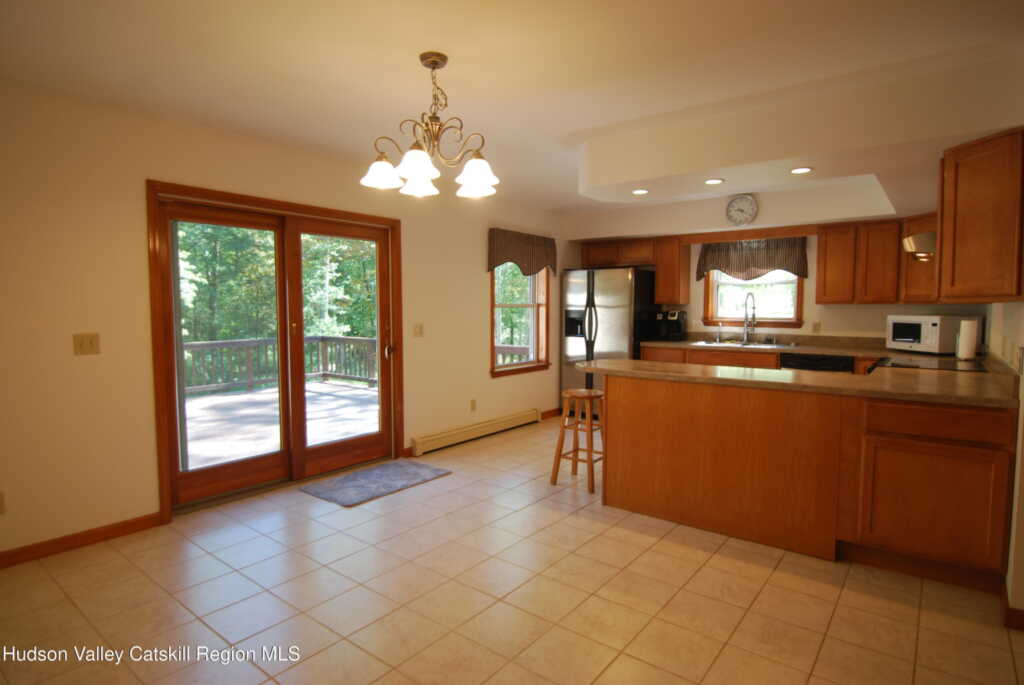 34 Laura Drive, New Paltz, NY 12561 - Photo 23 of 50