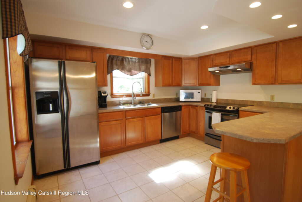 34 Laura Drive, New Paltz, NY 12561 - Photo 24 of 50