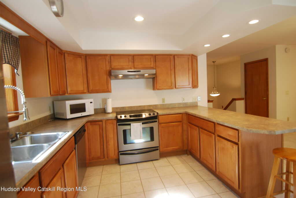 34 Laura Drive, New Paltz, NY 12561 - Photo 25 of 50
