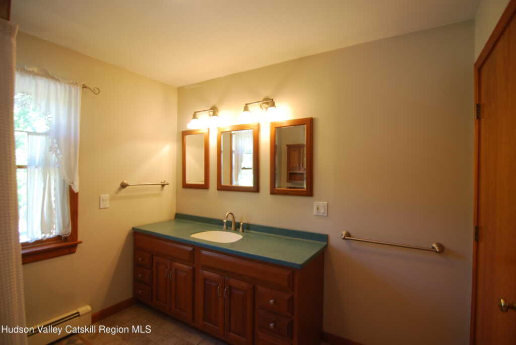 34 Laura Drive, New Paltz, NY 12561 - Photo 36 of 50