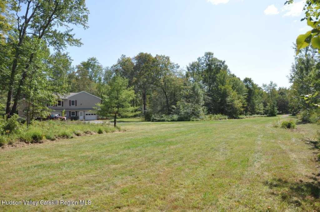 34 Laura Drive, New Paltz, NY 12561 - Photo 7 of 50