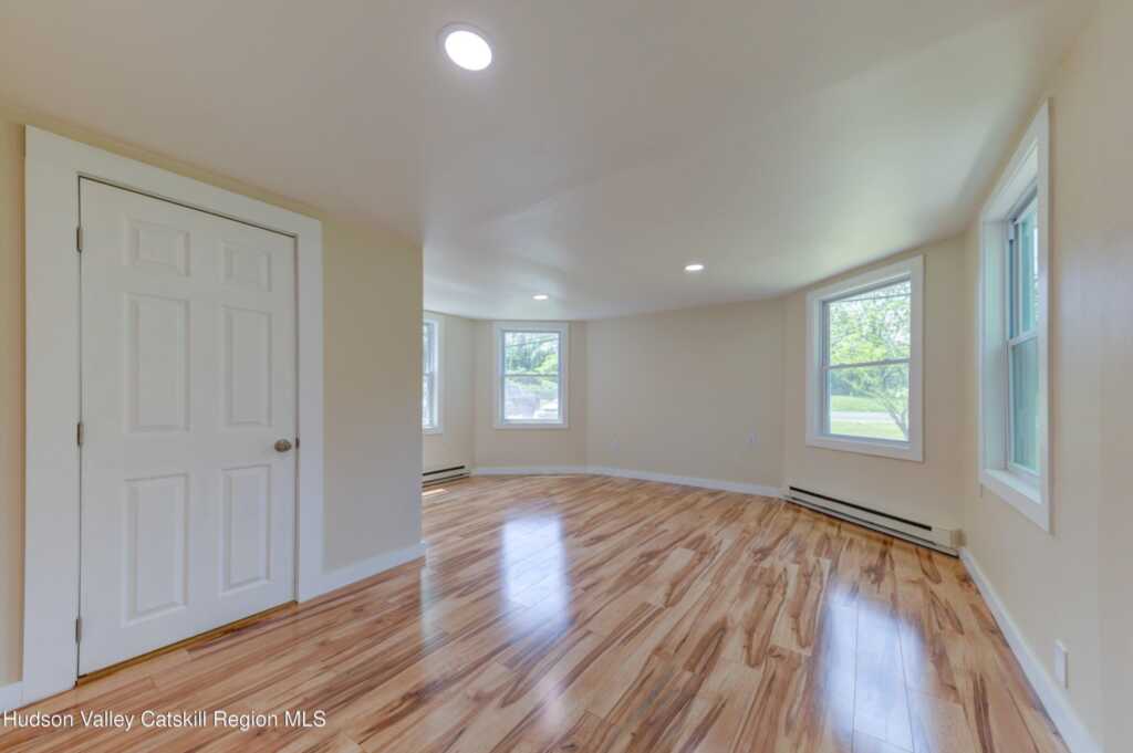 3956 Route 9w, Saugerties, NY 12477 - Photo 25 of 50