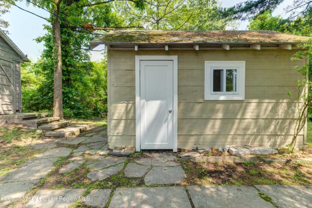 3956 Route 9w, Saugerties, NY 12477 - Photo 36 of 50