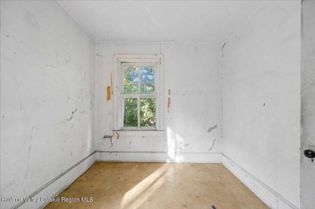 12 Ora Place, Kingston, NY 12401 - Photo 30 of 38