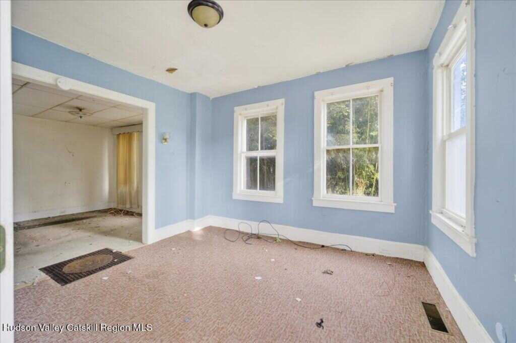 12 Ora Place, Kingston, NY 12401 - Photo 4 of 38