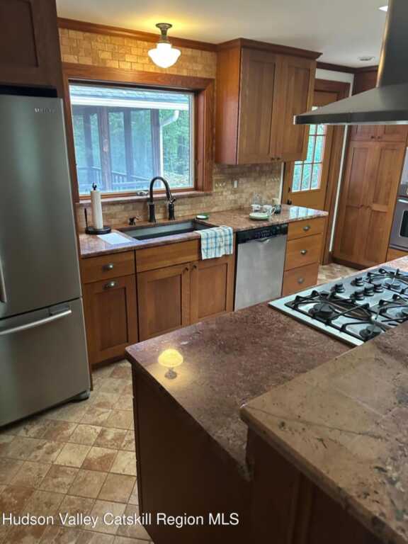153 Maverick Road, Woodstock, NY 12498 - Photo 10 of 18