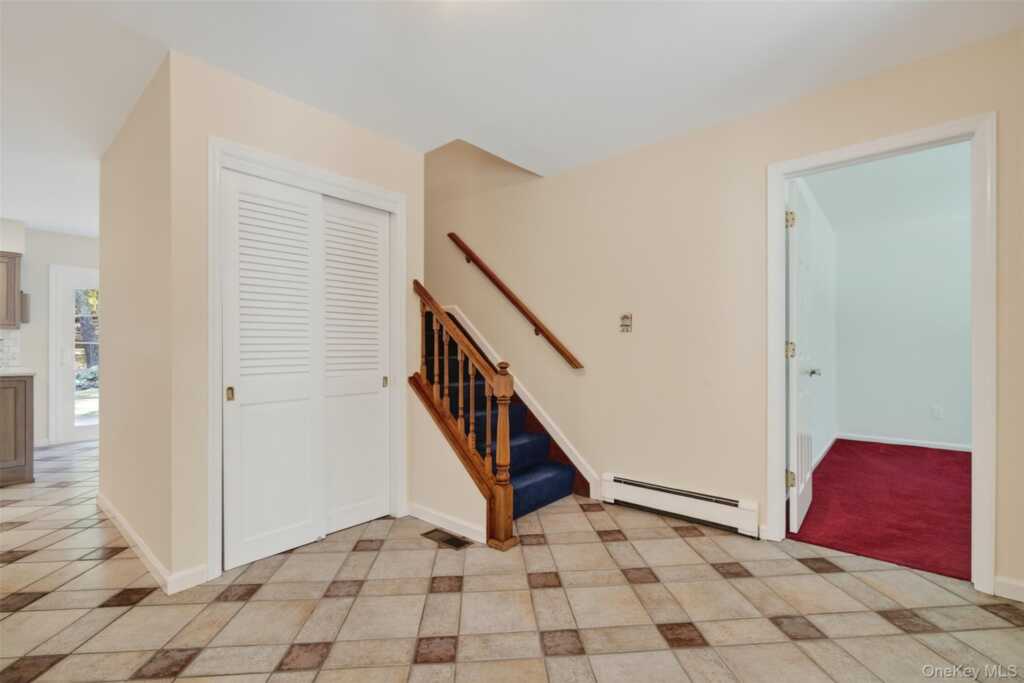 19 Livingston Court, Woodstock, NY 12498 - Photo 10 of 22