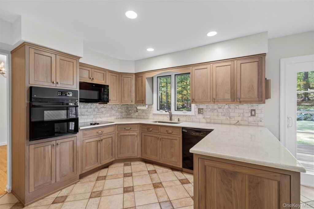 19 Livingston Court, Woodstock, NY 12498 - Photo 13 of 22