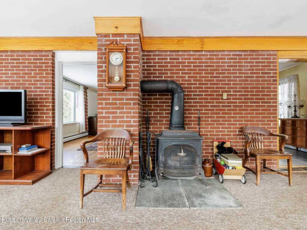 11 Julia Avenue, New Paltz, NY 12561 - Photo 17 of 38