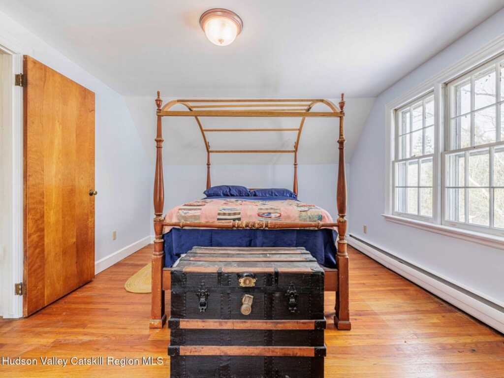 11 Julia Avenue, New Paltz, NY 12561 - Photo 23 of 38