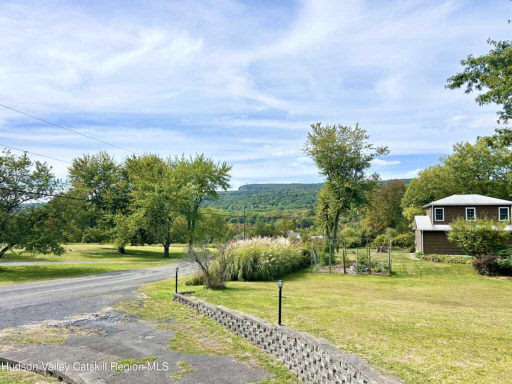 11 Julia Avenue, New Paltz, NY 12561 - Photo 36 of 38