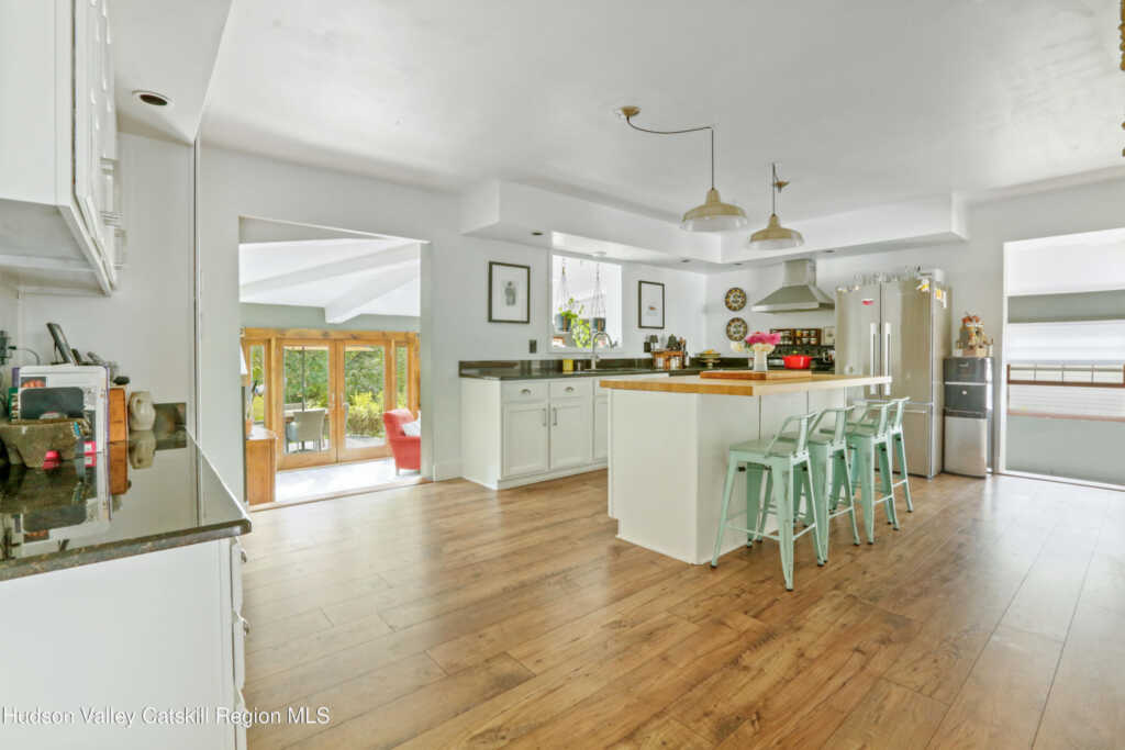 515 Walnut Street, Hurley, NY 12443 - Photo 7 of 30