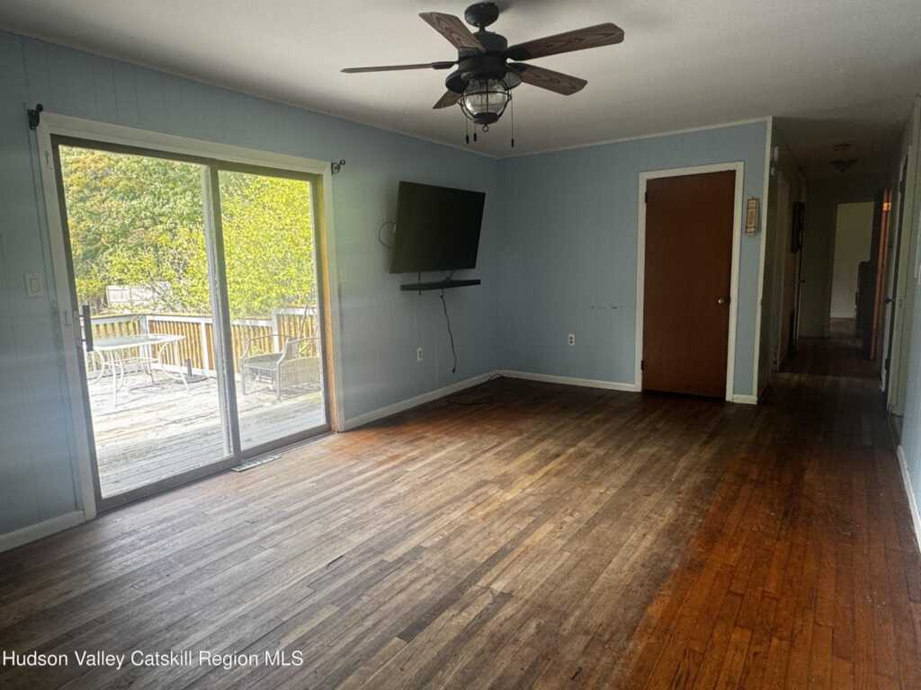 14 Snyder Circle, Stone Ridge, NY 12484 - Photo 4 of 19
