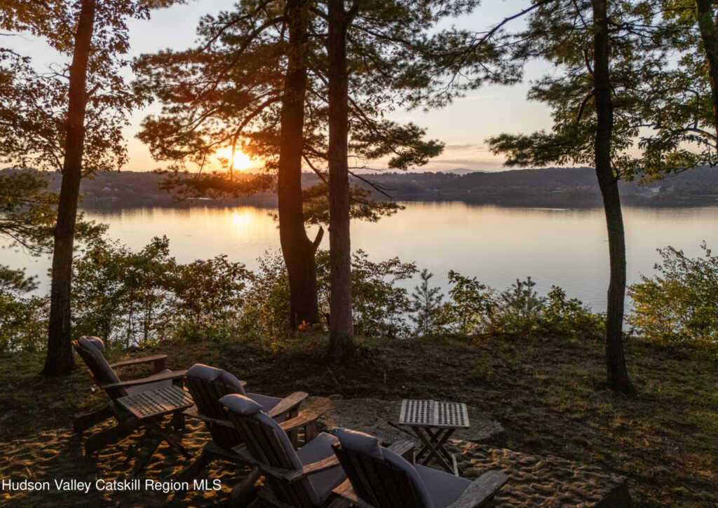 40 Morton, Rhinebeck, NY 12572 - Photo 2 of 42