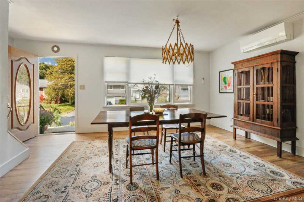 515 Walnut Street, Hurley, NY 12443 - Photo 11 of 33