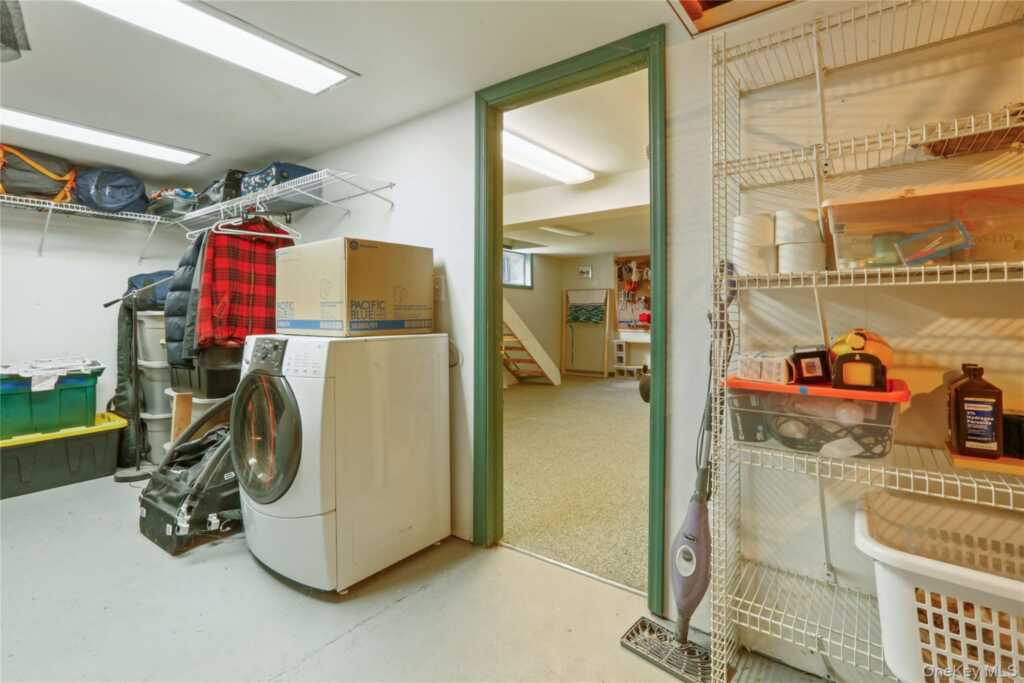 515 Walnut Street, Hurley, NY 12443 - Photo 22 of 33