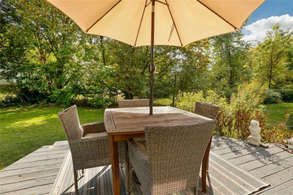 515 Walnut Street, Hurley, NY 12443 - Photo 25 of 33