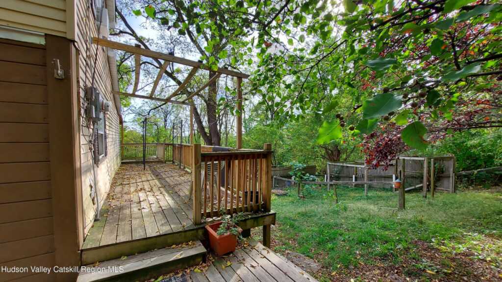 125 Post Street, Saugerties, NY 12477 - Photo 6 of 48