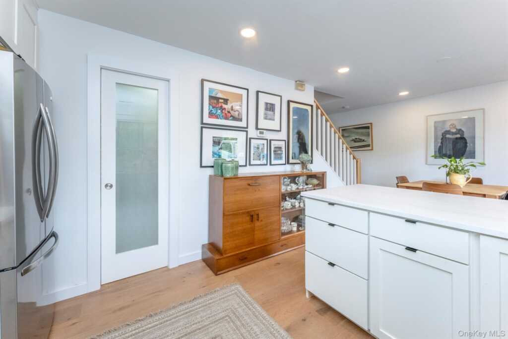 64 Broadway, Kingston, NY 12401 - Photo 13 of 37