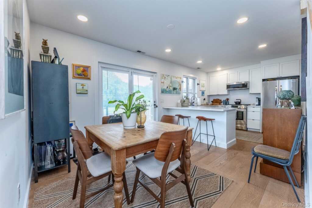 64 Broadway, Kingston, NY 12401 - Photo 4 of 37