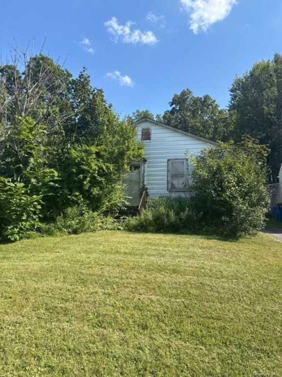 18 Pettit Avenue, Kingston, NY 12401 - Photo 8 of 29