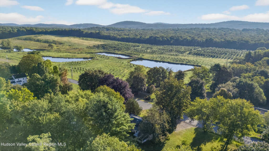 139 Ohioville Road, New Paltz, NY 12561 - Photo 4 of 30