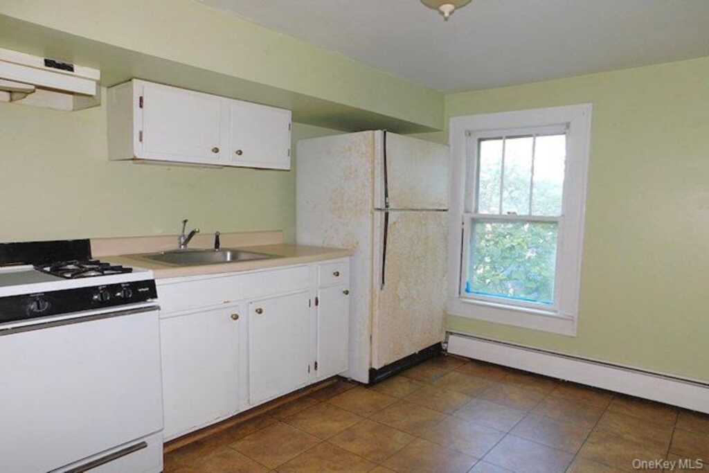 130 James Street 02, Rosendale, NY 12472 - Photo 2 of 22