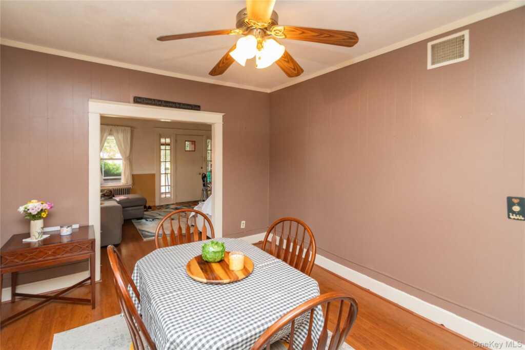 69 Washington Avenue, Kingston, NY 12401 - Photo 13 of 37