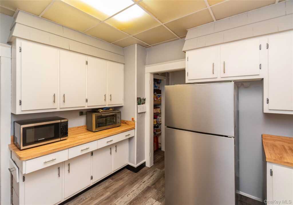 69 Washington Avenue, Kingston, NY 12401 - Photo 21 of 37